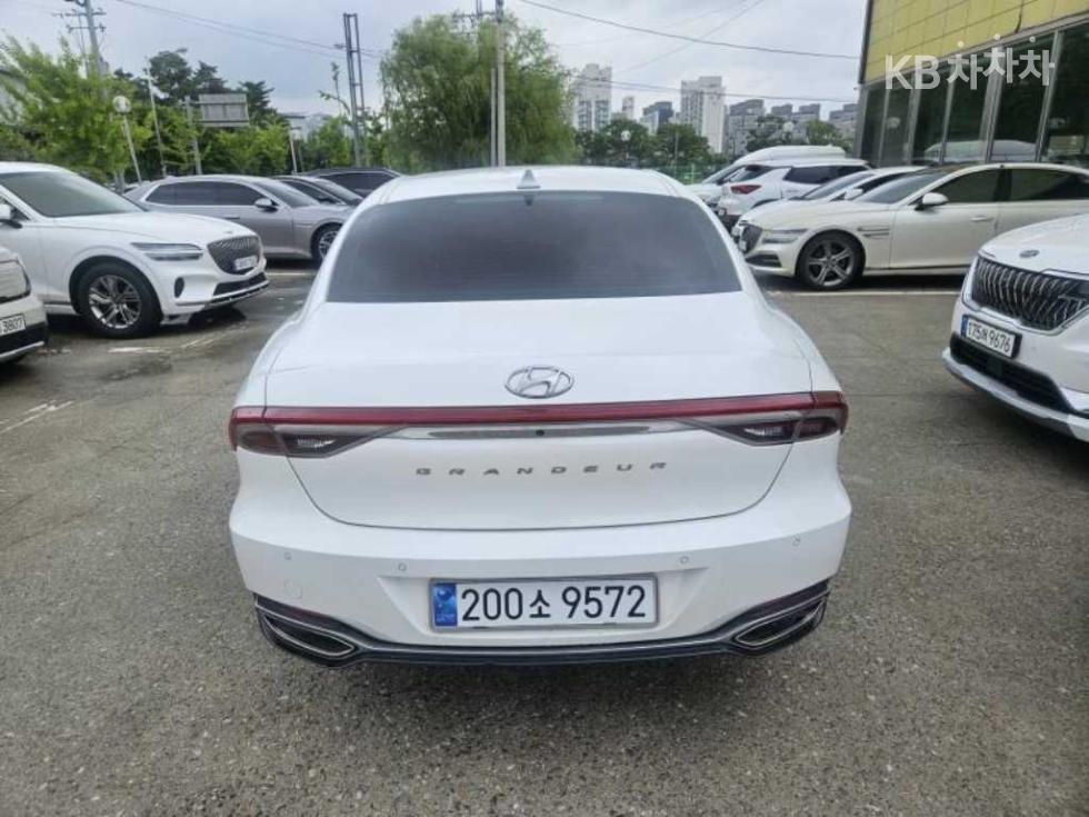 Hyundai Grandeur — miniaturë 3