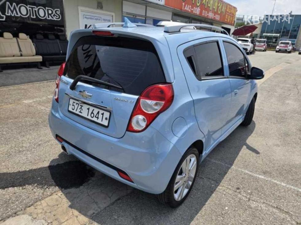 Chevrolet Spark — miniaturë 4