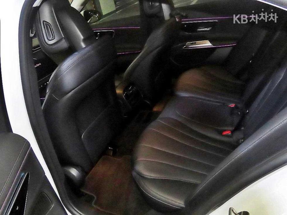 Mercedes-Benz E-klasse — miniaturë 7