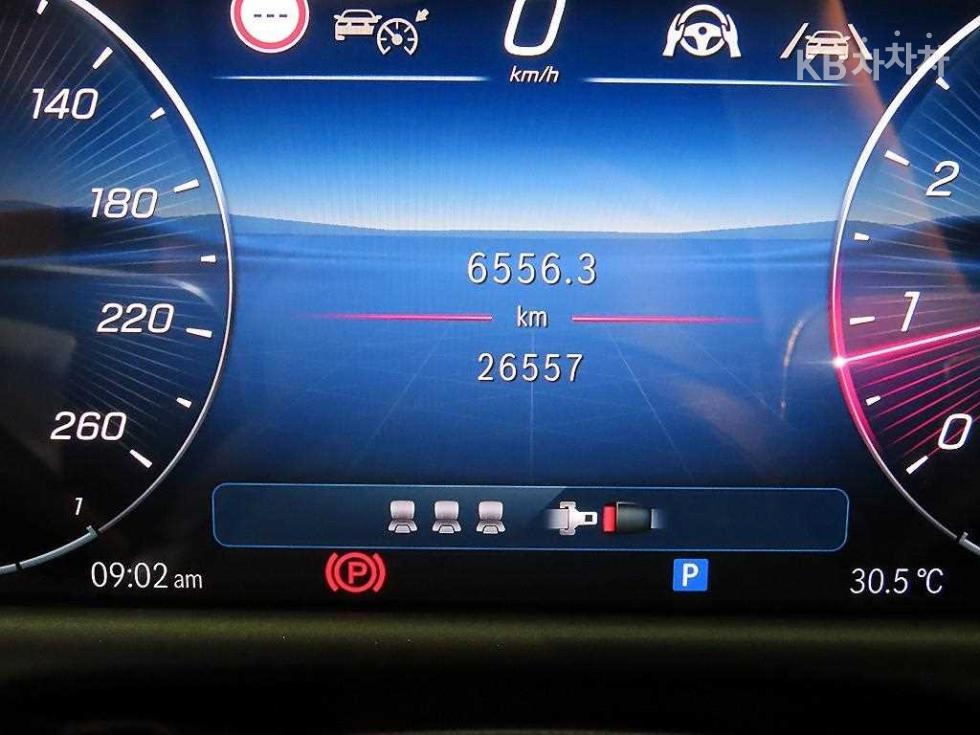 Mercedes-Benz E-klasse — miniaturë 9