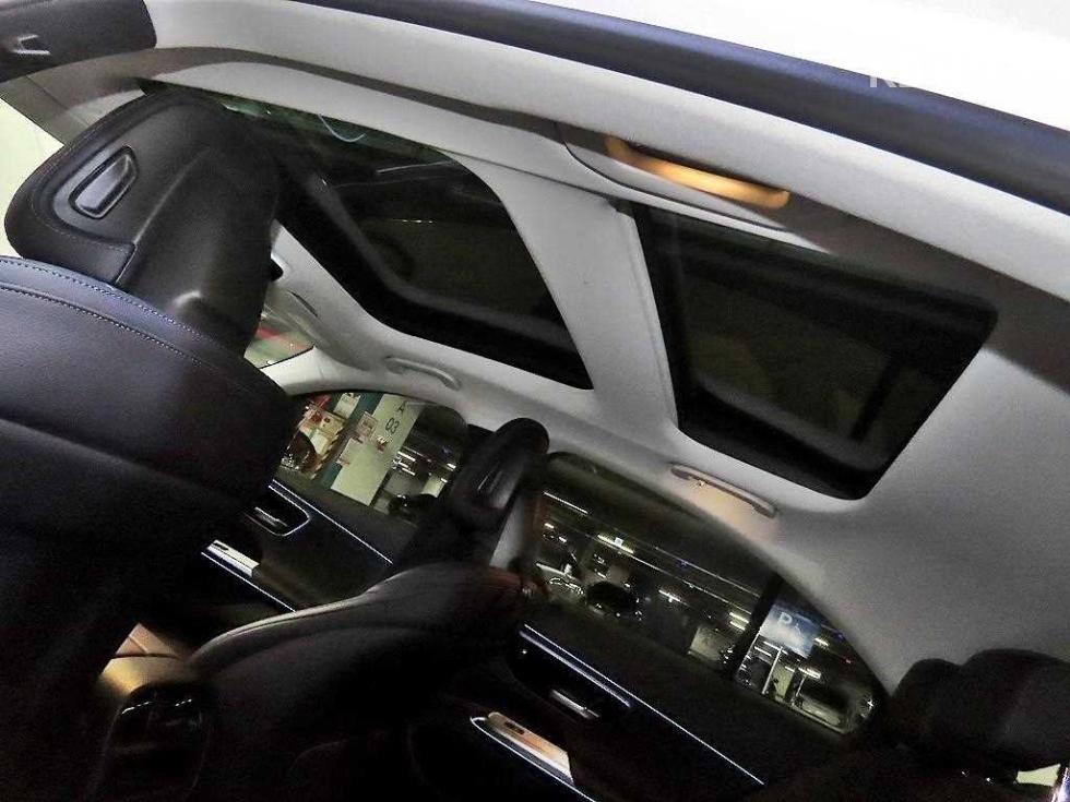 Mercedes-Benz E-klasse — miniaturë 17