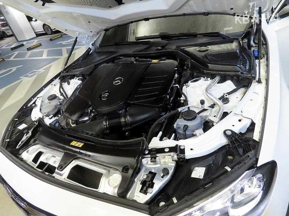 Mercedes-Benz E-klasse — miniaturë 19