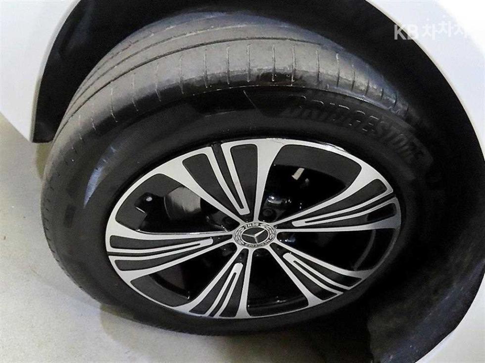 Mercedes-Benz E-klasse — miniaturë 20