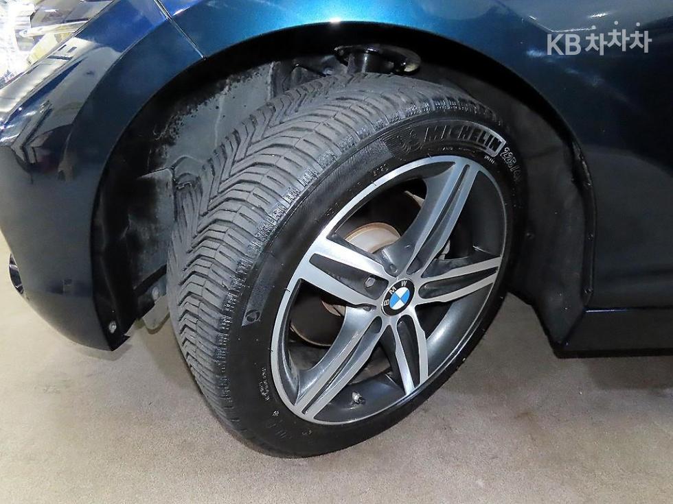 BMW 1er — miniaturë 19