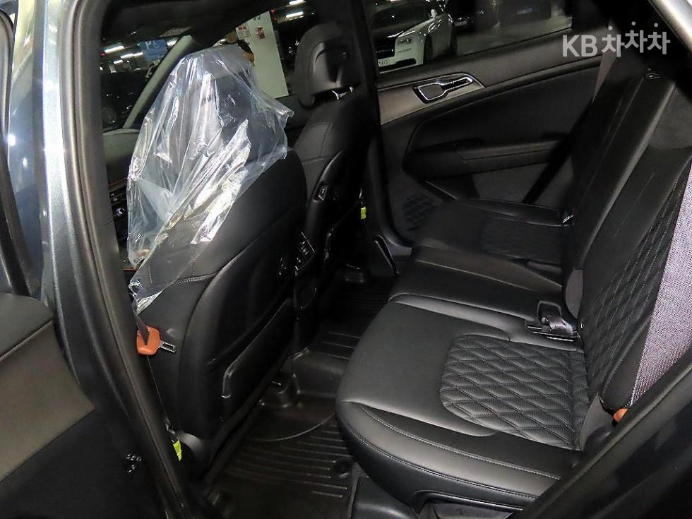2025 Kia Used Car photo