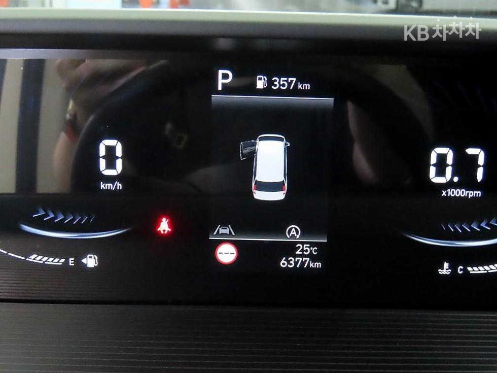 2025 Hyundai Used Car photo