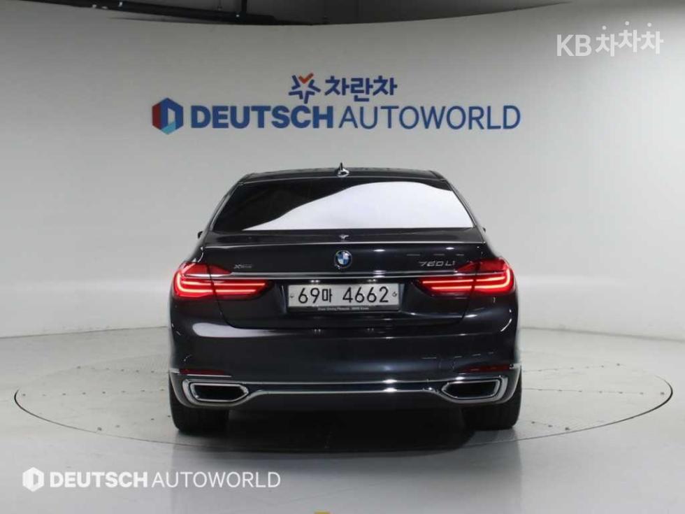 BMW 7er — miniaturë 4