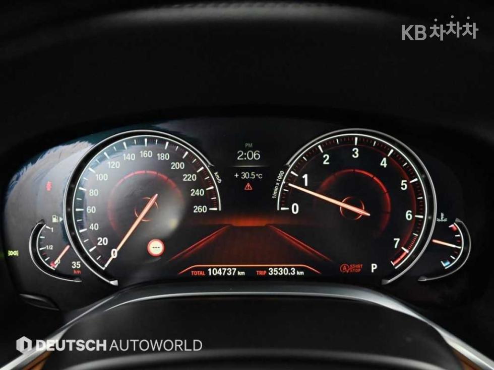 BMW 7er — miniaturë 8