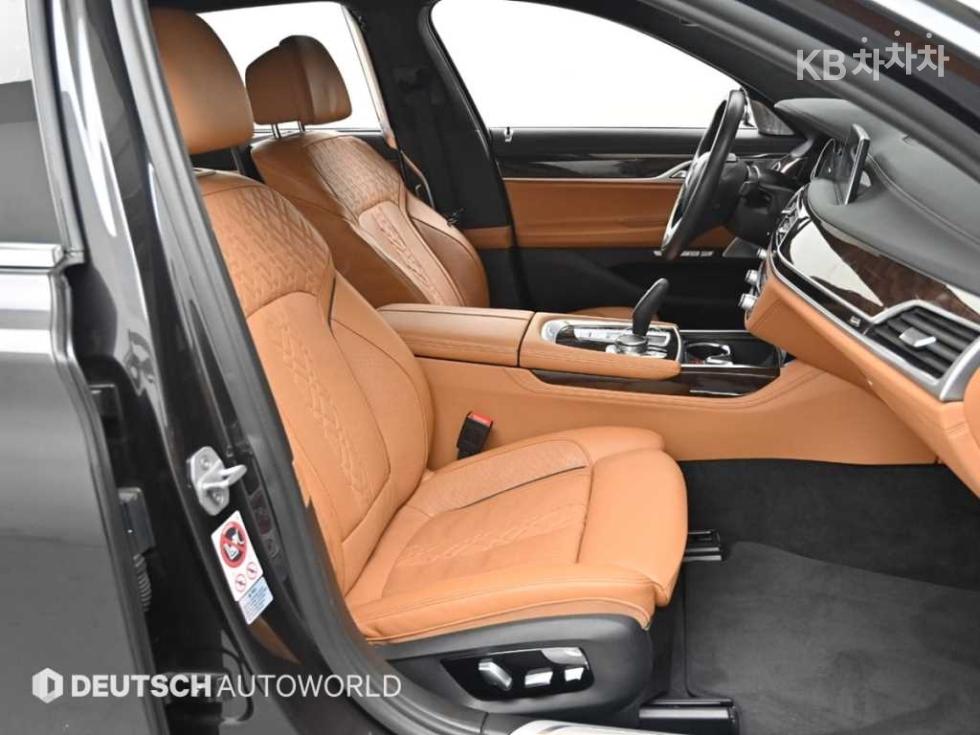 BMW 7er — miniaturë 10