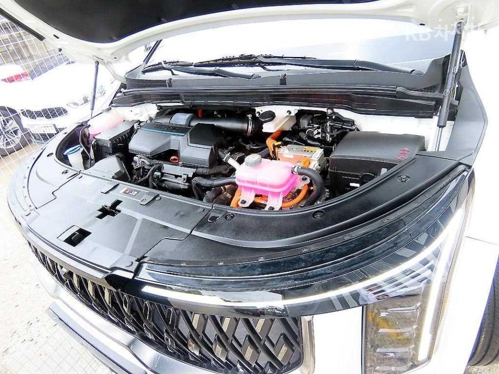 Kia Carnival — miniaturë 19