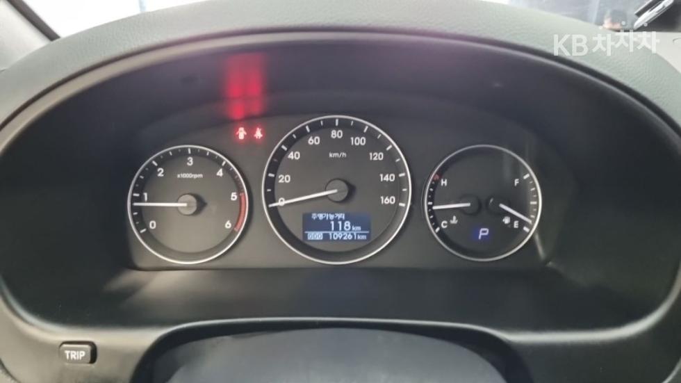 Hyundai Starex — miniaturë 5