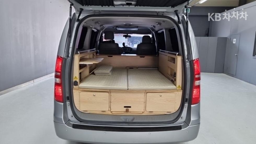 Hyundai Starex — miniaturë 18