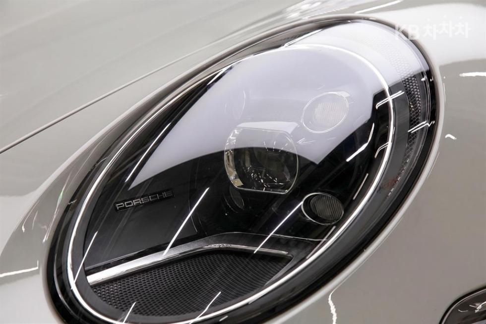 Porsche 911 — miniaturë 7