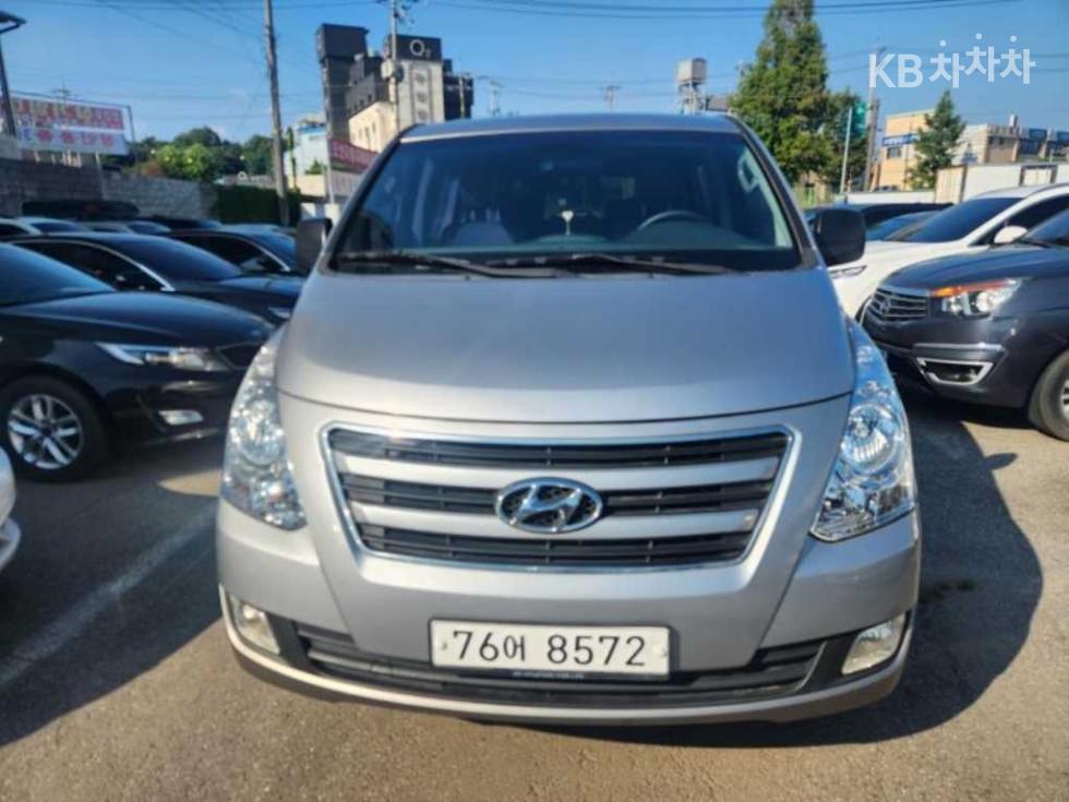 Hyundai Grand Starex