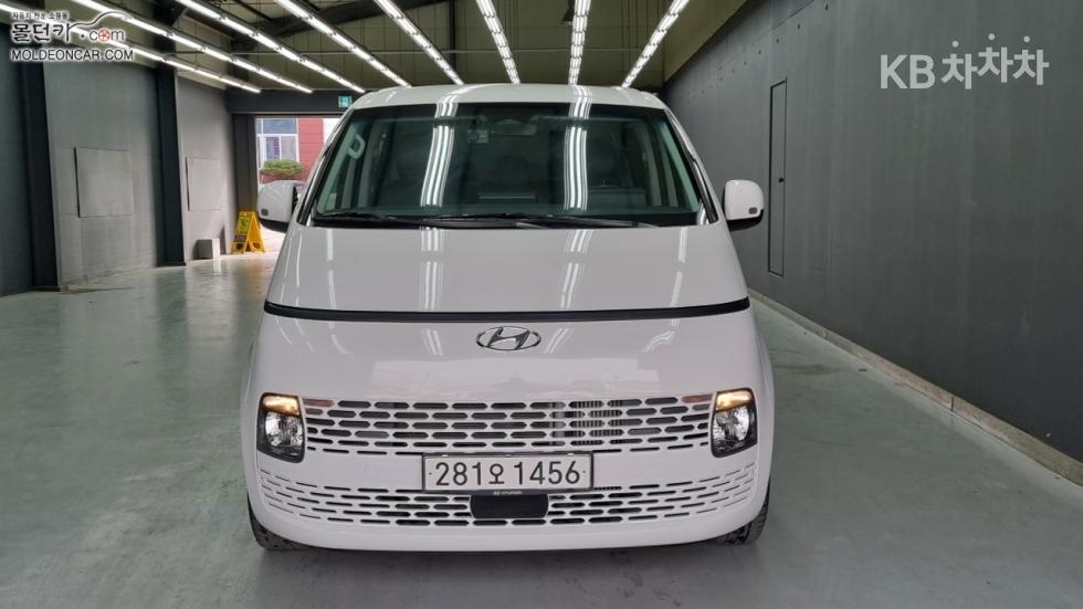 Hyundai Staria — miniaturë 3