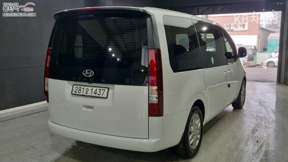 Hyundai Staria — miniaturë 2
