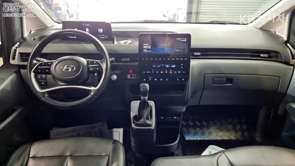 Hyundai Staria — miniaturë 7