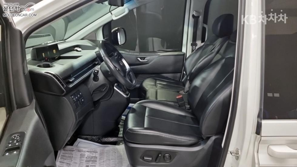 Hyundai Staria — miniaturë 9