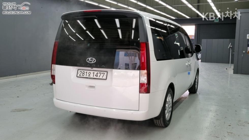 Hyundai Staria — miniaturë 2