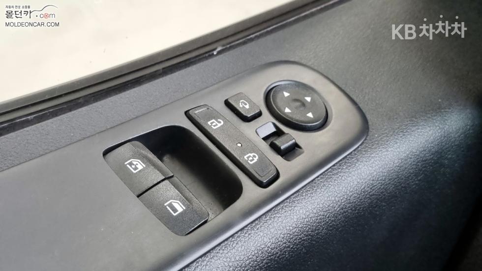 Hyundai Staria — miniaturë 17