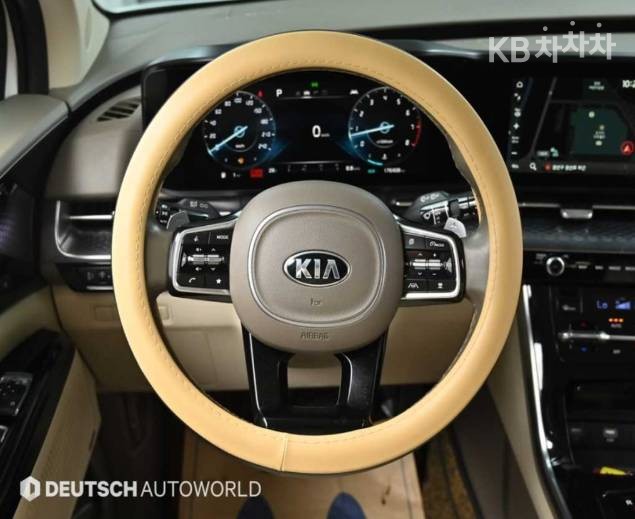 Kia Carnival — miniaturë 13