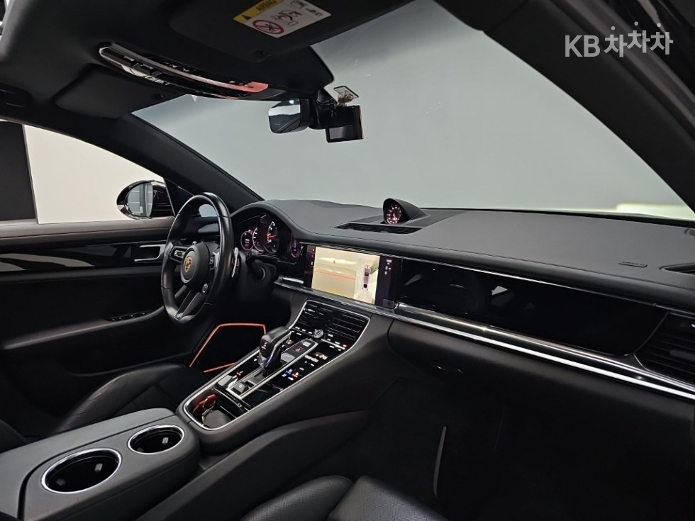 Porsche Panamera — miniaturë 24