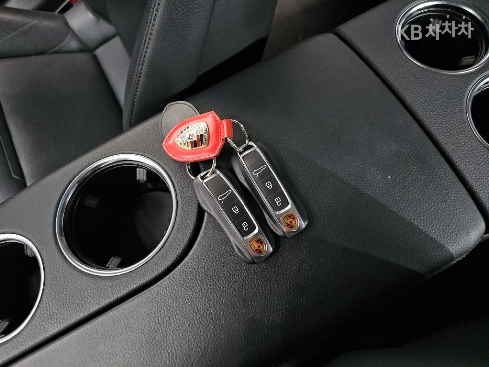 Porsche Panamera — miniaturë 18
