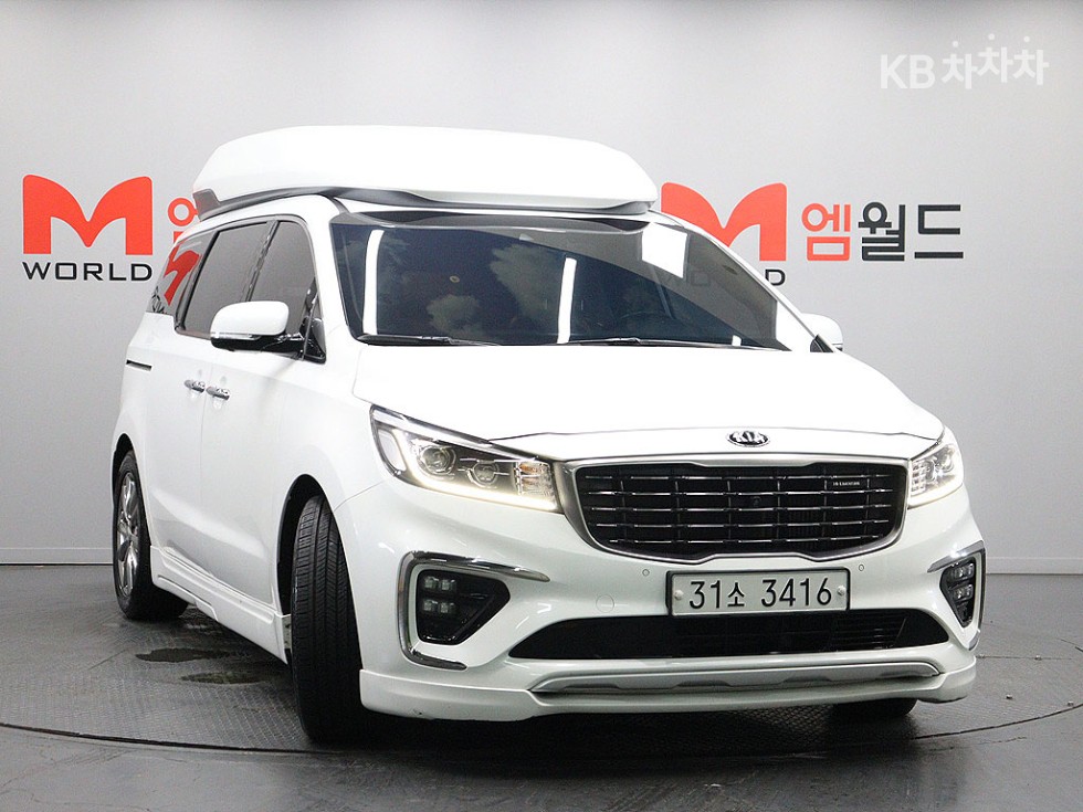 Kia Carnival — miniaturë 2