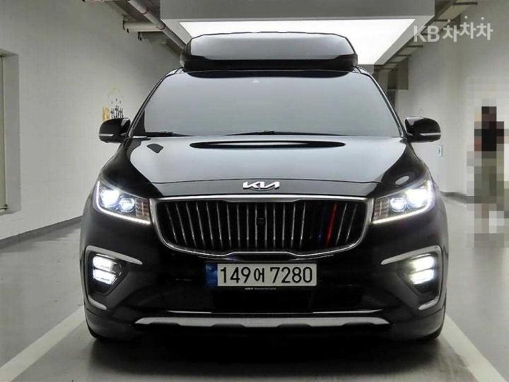 Kia Carnival 하이리무진 3.3 가솔린 7인승 프레지던트 — foto 1