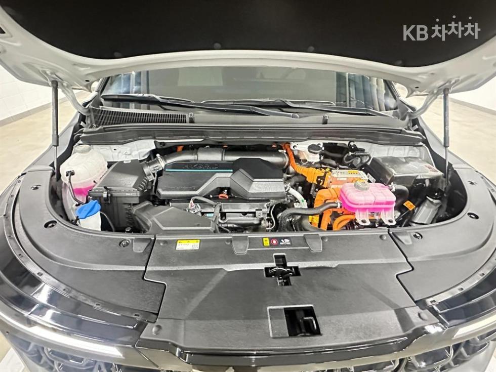 Kia Carnival — miniaturë 5