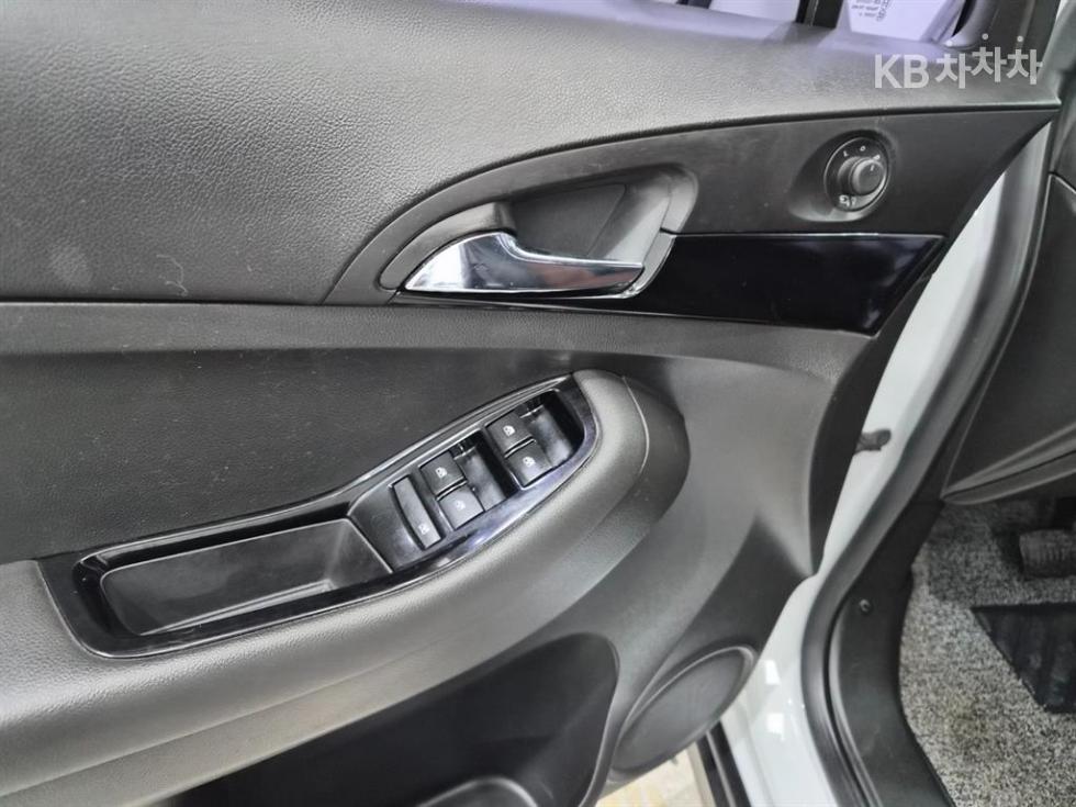 Chevrolet Orlando — miniaturë 12