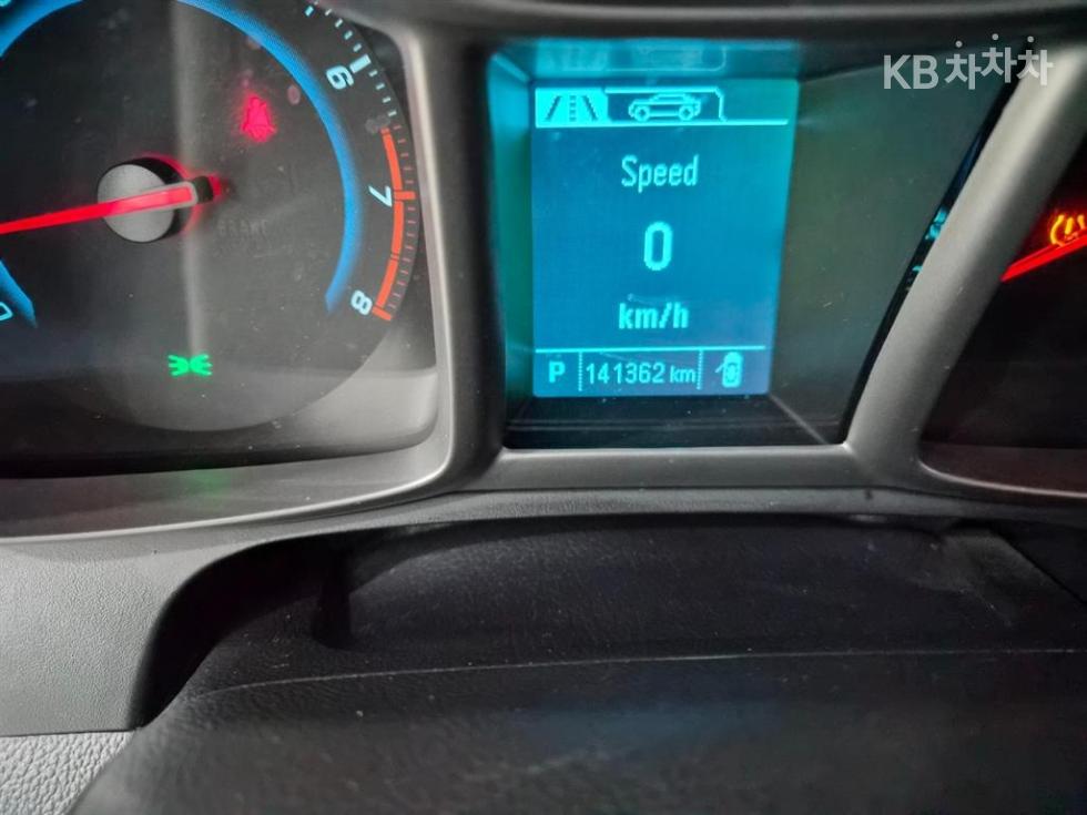 Chevrolet Orlando — miniaturë 13