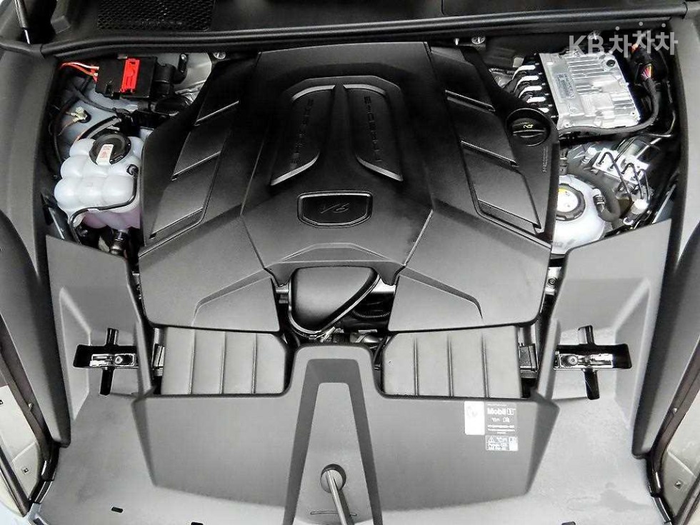 Porsche Cayenne — miniaturë 20
