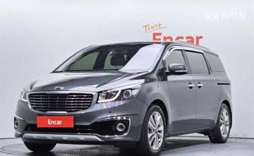 Kia Carnival 9-seater Prestige — foto 1