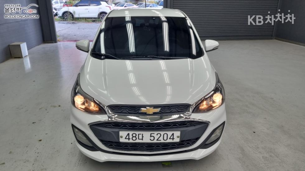 GM Korea Chevrolet Spark BASE MODEL — фото 3