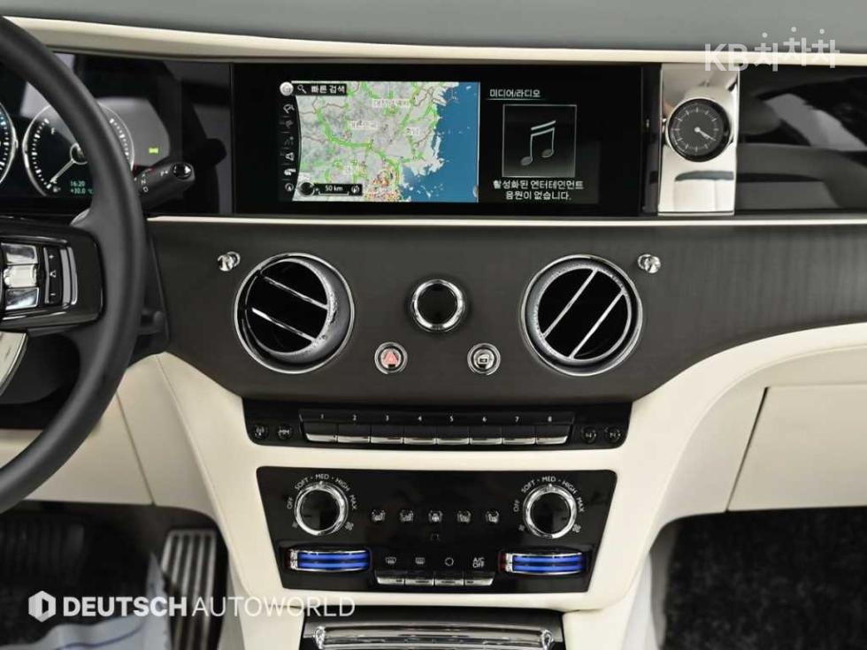 Rolls-Royce Ghost — miniaturë 14