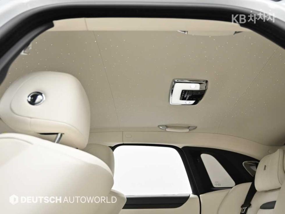 Rolls-Royce Ghost — miniaturë 18