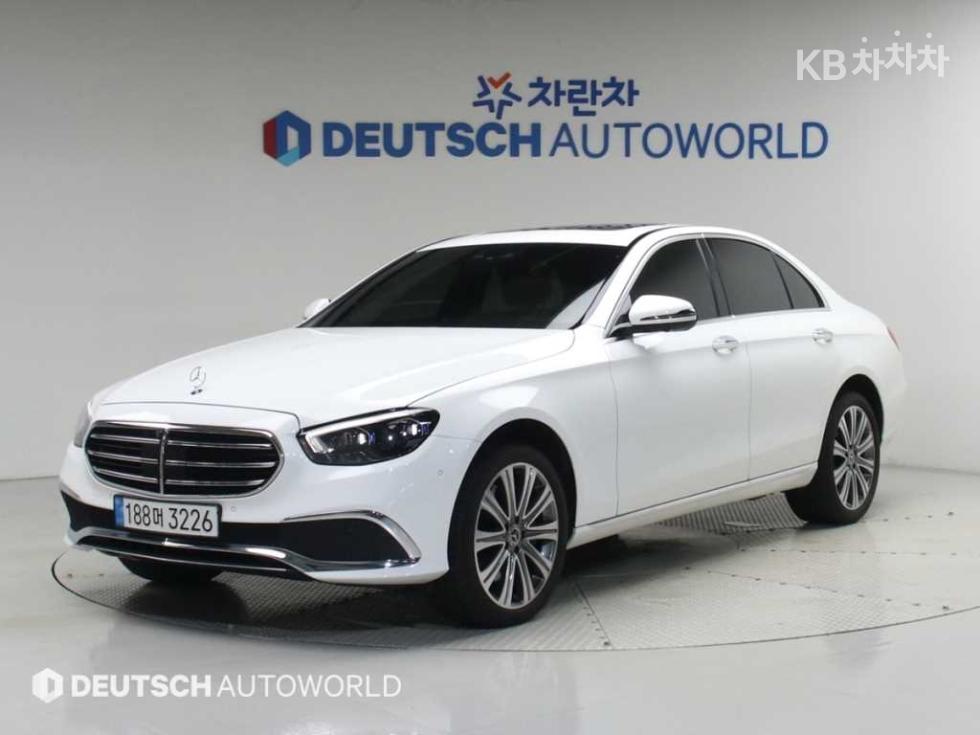 مرسيدس E-Class