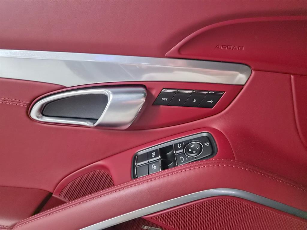 Porsche 718 — miniaturë 5