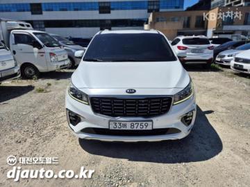 Kia Carnival 9  seats 2.2  diesel  noblesse — foto 1