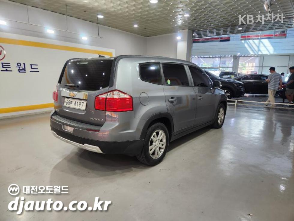 Chevrolet Orlando — miniaturë 5