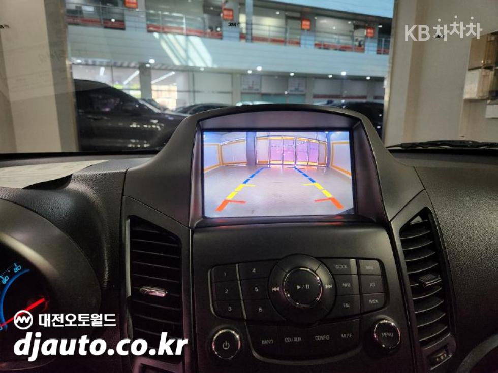 Chevrolet Orlando — miniaturë 9