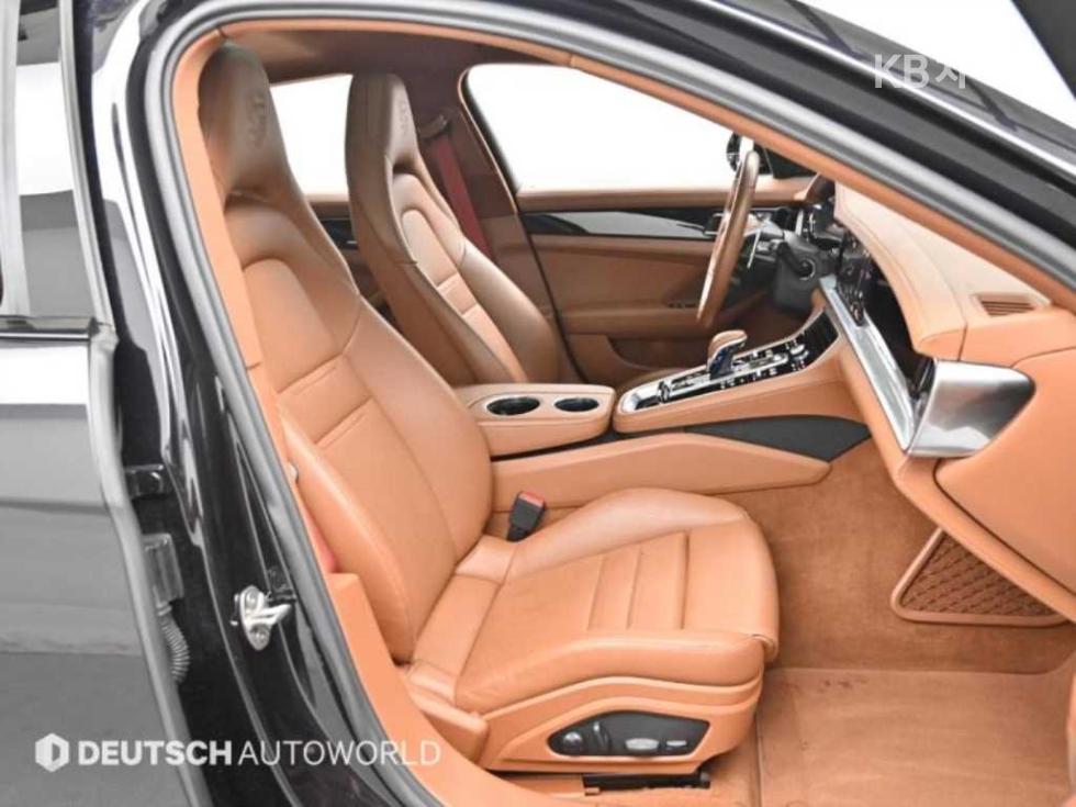 Porsche Panamera — miniaturë 10