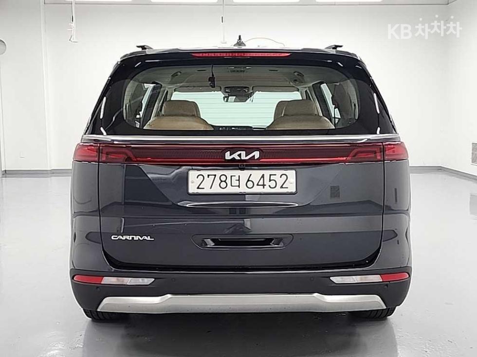 Kia Carnival — miniaturë 3