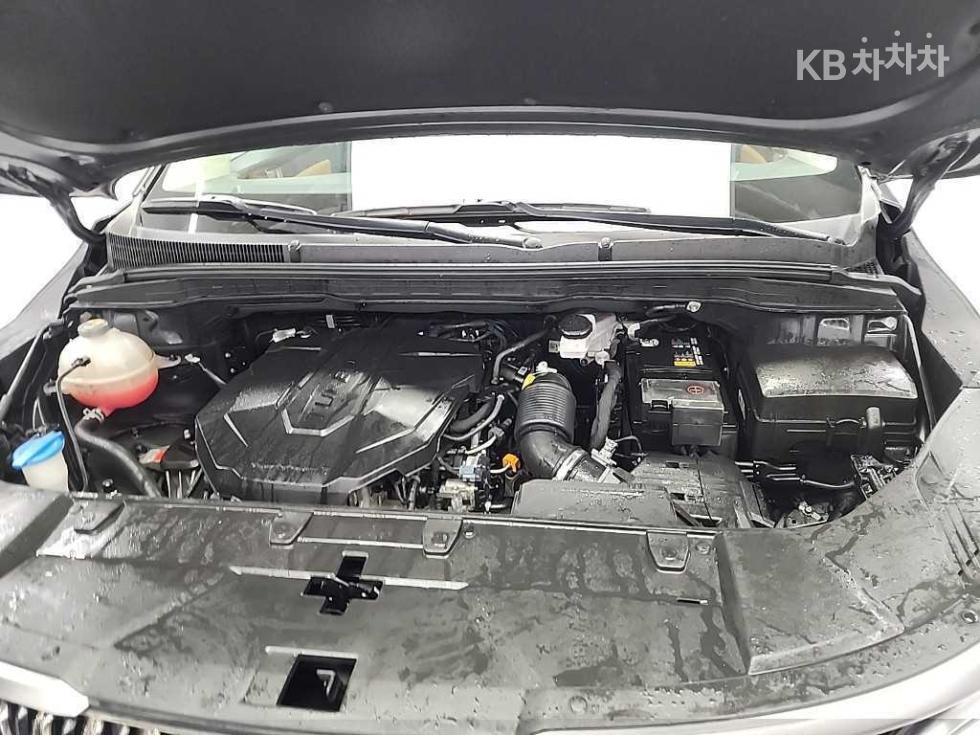 Kia Carnival — miniaturë 5