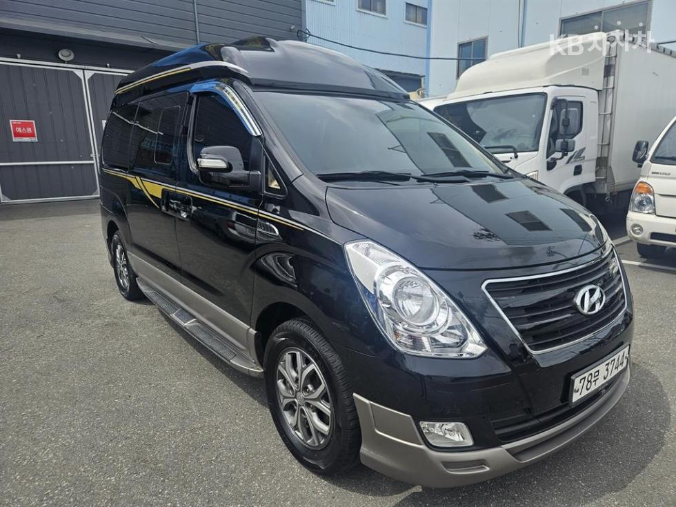 Hyundai Starex — miniaturë 3