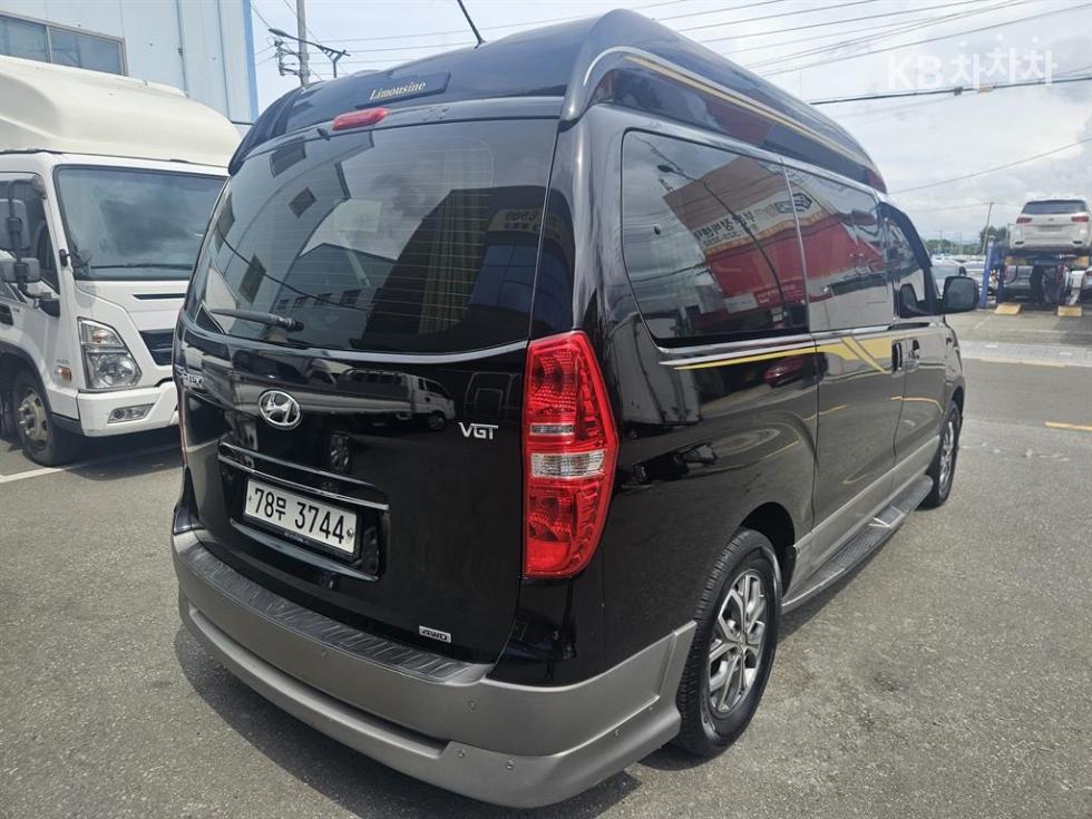 Hyundai Starex — miniaturë 6
