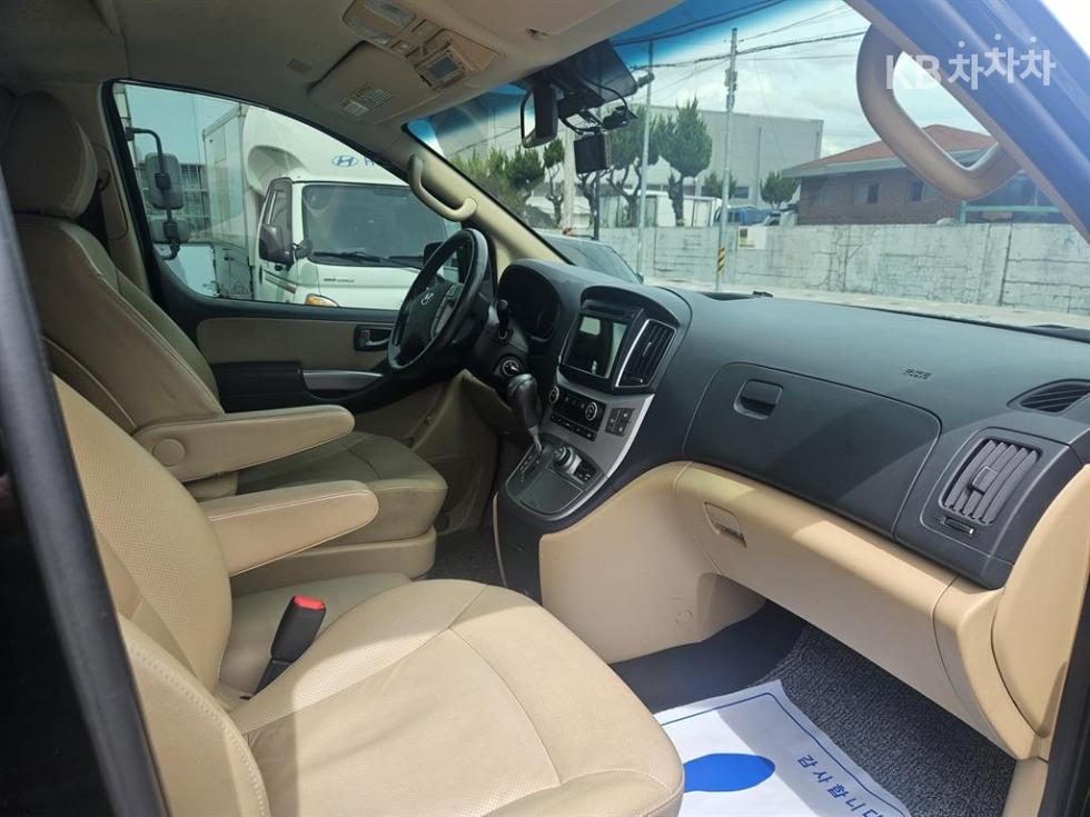 Hyundai Starex — miniaturë 9