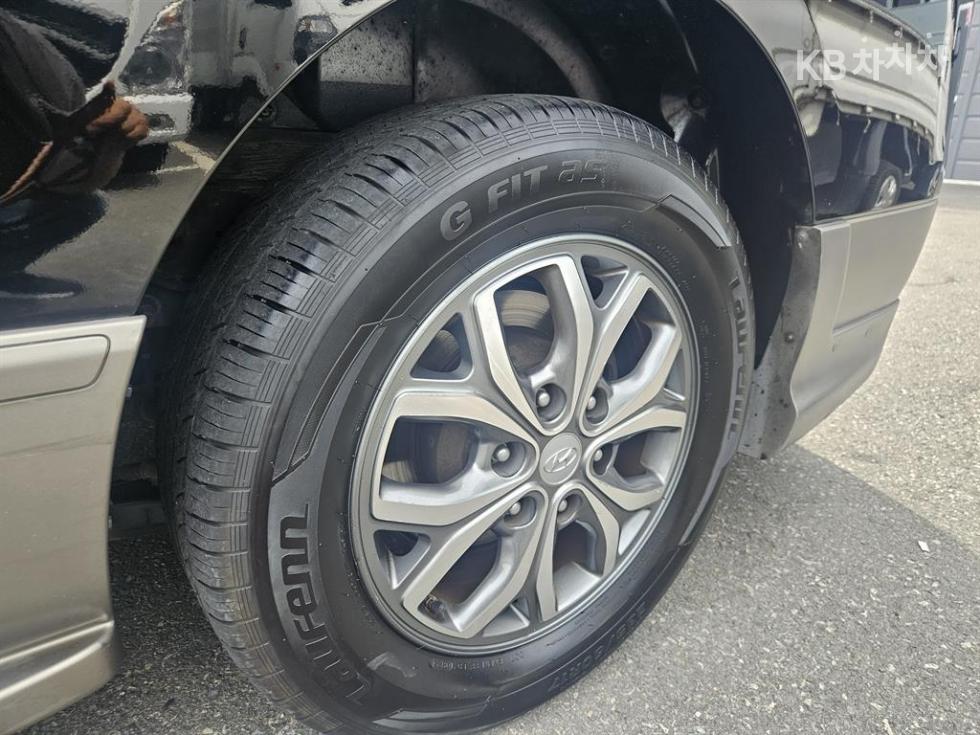 Hyundai Starex — miniaturë 14