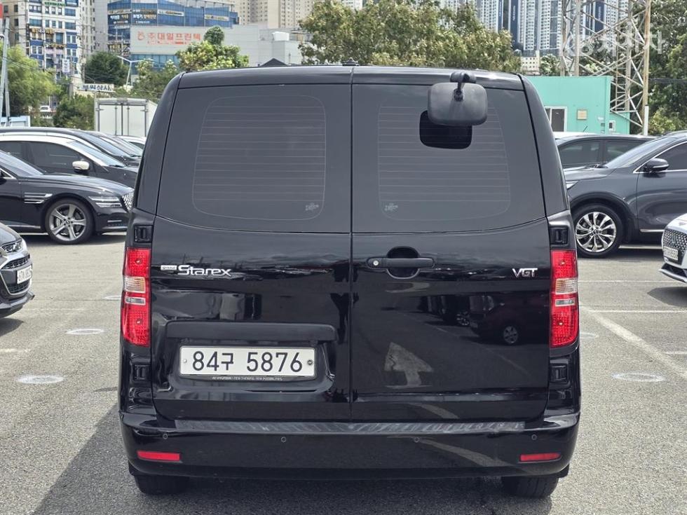 Hyundai Starex — miniaturë 5